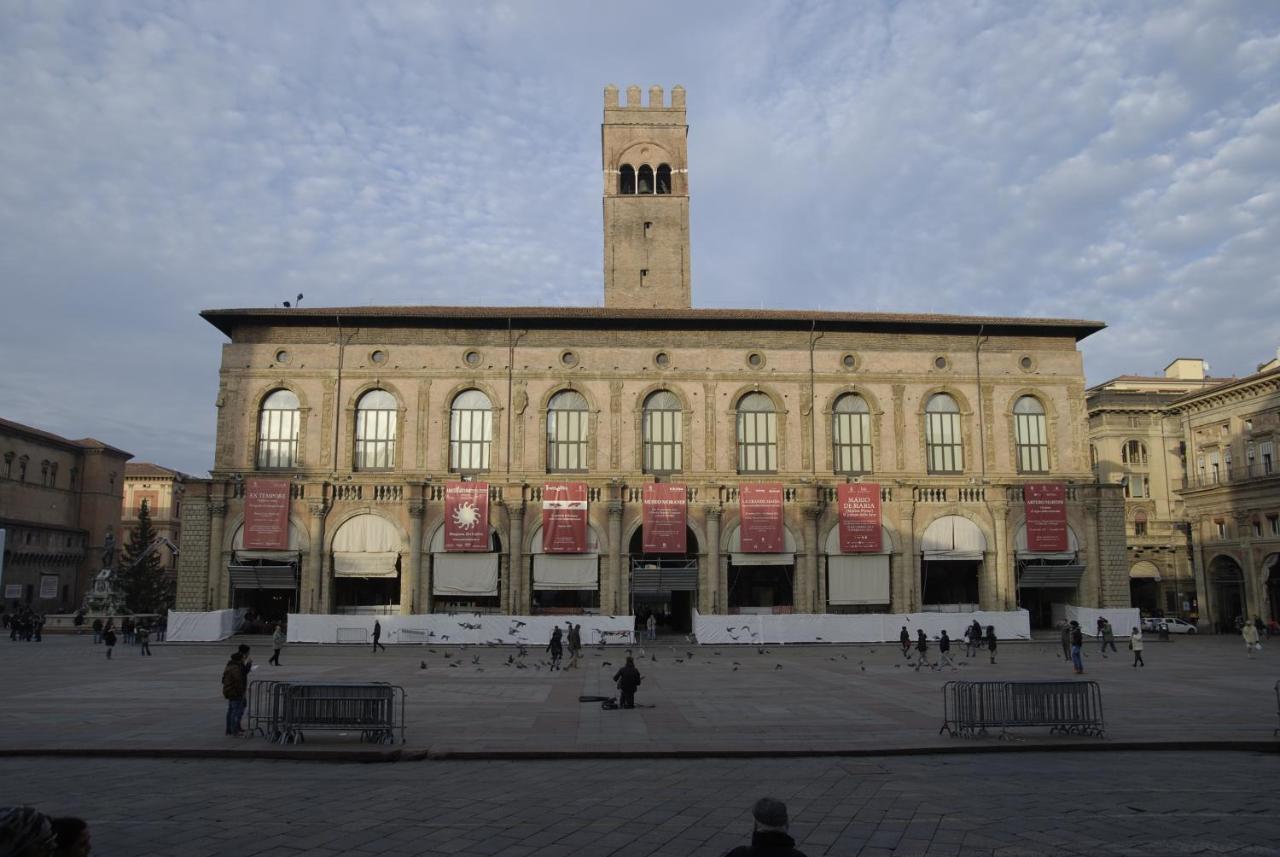 Ur-Nest Piazza Maggiore Bologna Exteriör bild